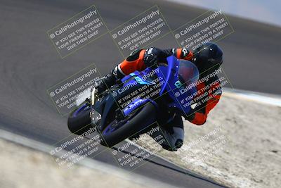 media/Sep-21-2025-TrackDaz (Sun) [[277c75b276]]/B Group/1220pm (Turn 2)/